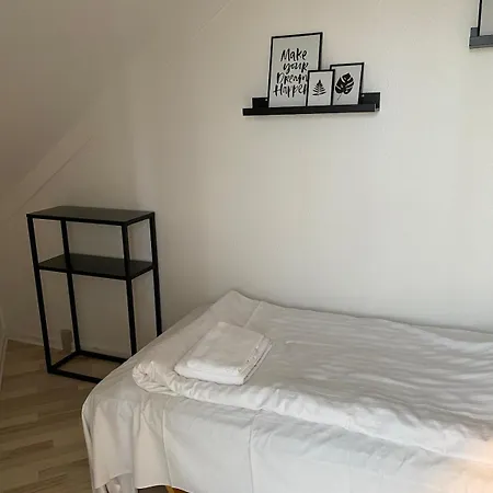 K12b 2 People, 2 Bedrooms, Fully Furnished Apartament Klarup